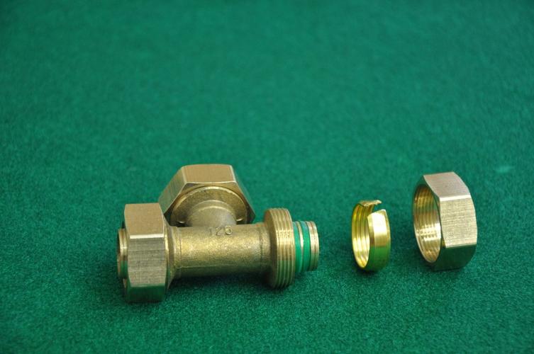 水暖配件 全铜铝塑管管件 铜三通 25一寸等径三通 等三图片_3
